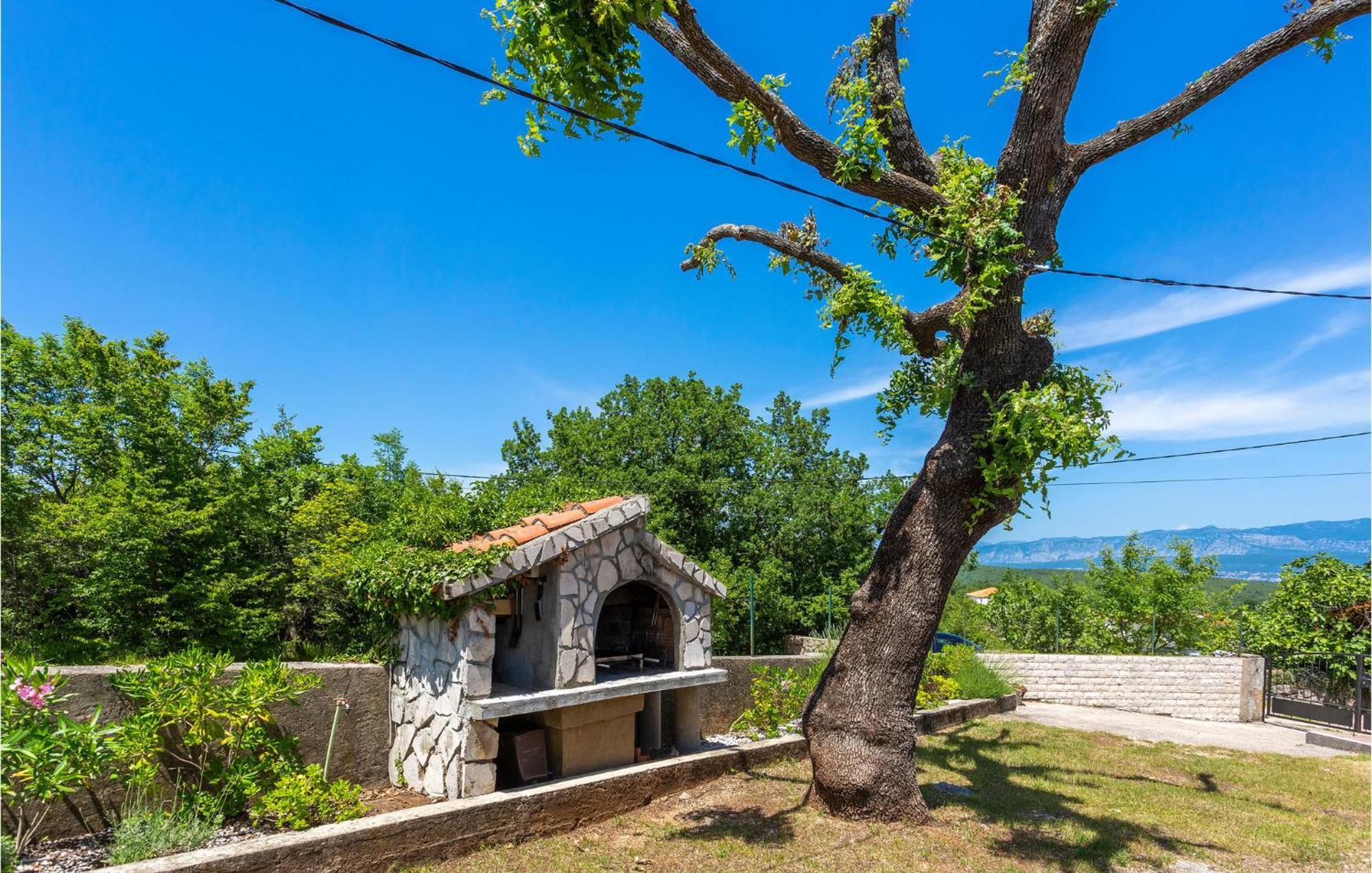 Nice Home In Risika With House Sea View 외부 사진